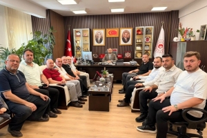 Trabzonlular Derneği’nden İl Müdürü Kuyumcu’ya Ziyaret