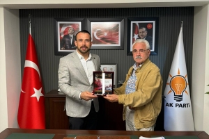 Trabzonlular Derneği’nden Ak Parti ilçe başkanına Ziyaret .. 
