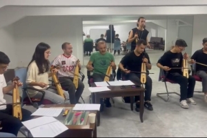 Sakarya Trabzonlular Derneği’nde Kemençe Kampı devam ediyor..