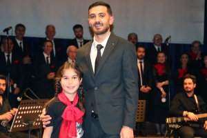 Sakarya Trabzonlular Derneği Türk Müziği Topluluğu’nun Şef Nazım Aladağ yönetiminde düzenlediği “Anadolu’dan Sesler” Bahar Konseri icra edildi.