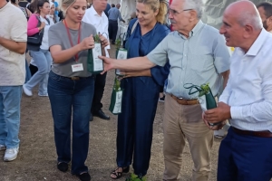  Trabzonlular festivalde fidan dağıtımıyla farkındalık yarattı..