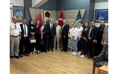 Zafer Partisi’nden Sakarya Trabzonlular Derneği’ne Ziyaret ..