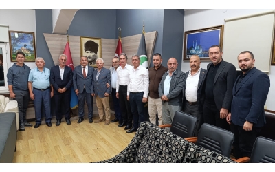 Arifiye Belediye Başkanı İsmail Karakullukçu dan derneğimize ziyaret