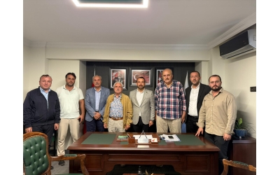 Trabzonlular Derneği’nden Ak Parti ilçe başkanına Ziyaret .. 