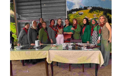 Derneğimiz Kadın Kollarından Aşure İkramı...