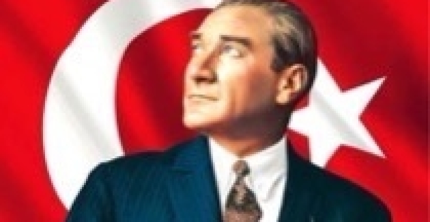 Ulu Önder Gazi Mustafa Kemal Atatürk’ü, ebediyete intikalinin yıldönümünde saygı, rahmet ve minnetle anıyoruz.