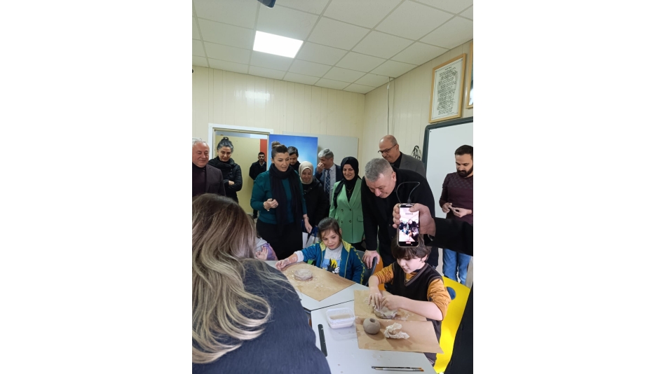  Kadın Kollarımız 3 Aralık Dünya Engelliler Gününde Kanada Özel Eğitim Uygulama Okulunda 