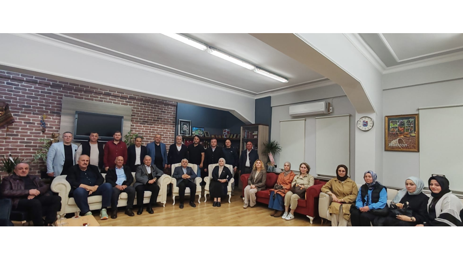 ISUAD Sakarya Dernek Yönetimi’nden Sakarya Trabzonlular Derneği’ne Ziyaret