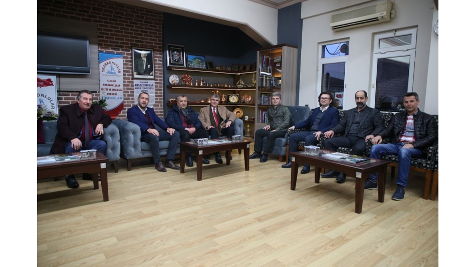 Başkan Yüce\'den Sakarya Trabzonlular Derneği\'ne ziyaret
