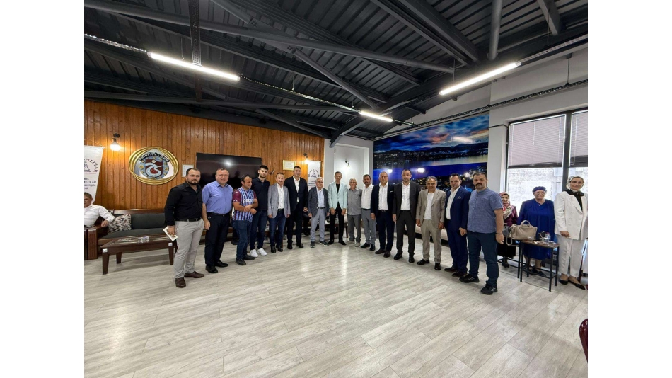 Sakarya Trabzonlular Derneği Geleneksel Bayramlaşma Etkinliğinde bir aradaydı.